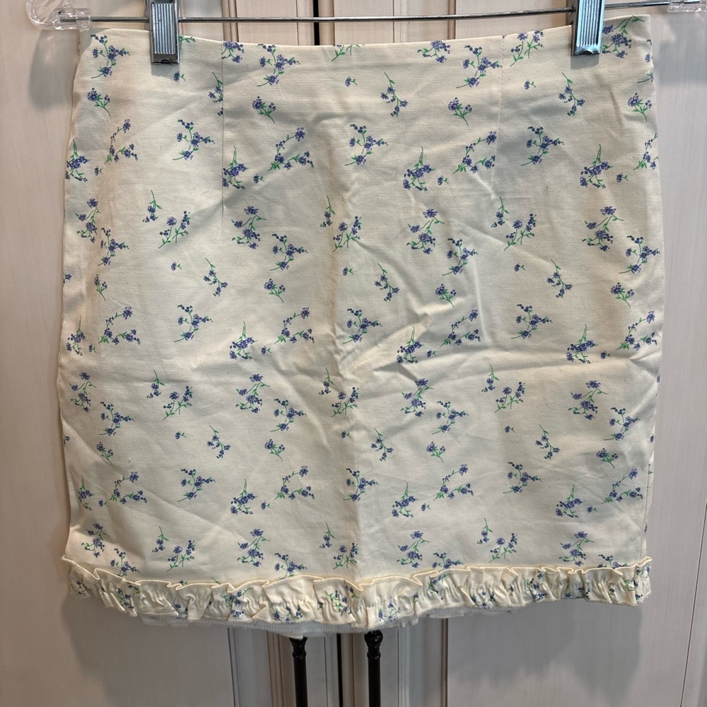 Urban Outfitters Cream and Purple Floral Miniskirt with ruffle at bottom